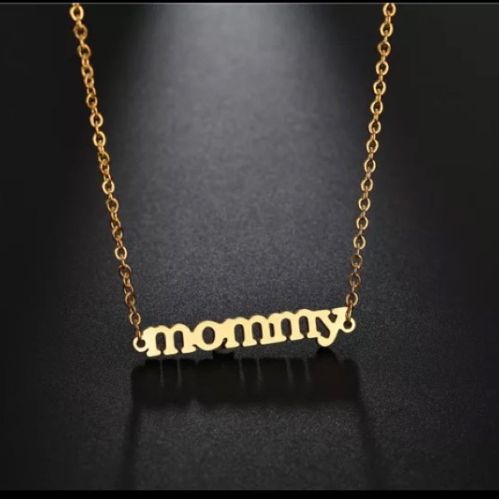 MOMMY necklace 19.5 inches with 2 inch extender